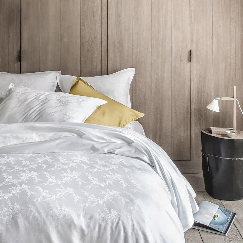 Algodão puro 330TC Sateen Jacquard Hotel Quilt Cober e folhas