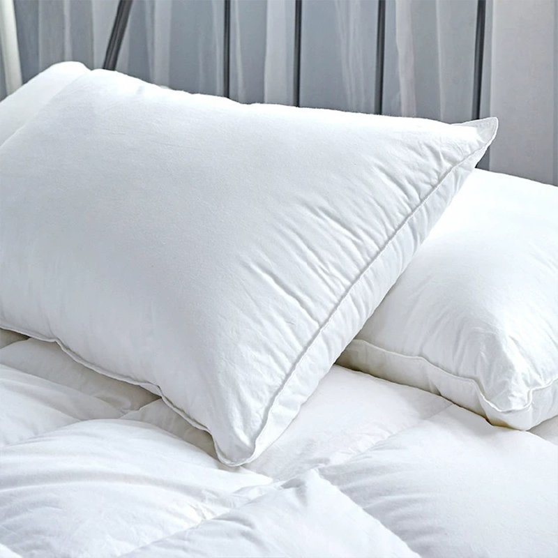Múltiplos câmara de luxo de luxo de 90% de penas de penas de penas para dormir travesseiros de dormir