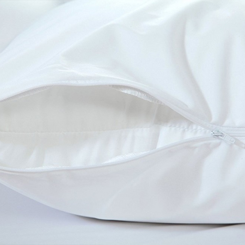 200TC Polycotton Play White Filled Pillow Protector Hotel
